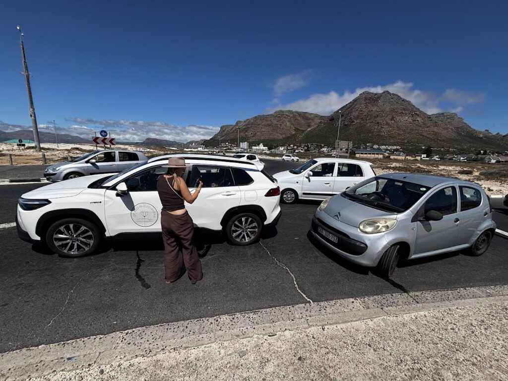 Schade aan een huurauto na een botsing tijdens een rondreis door Zuid-Afrika